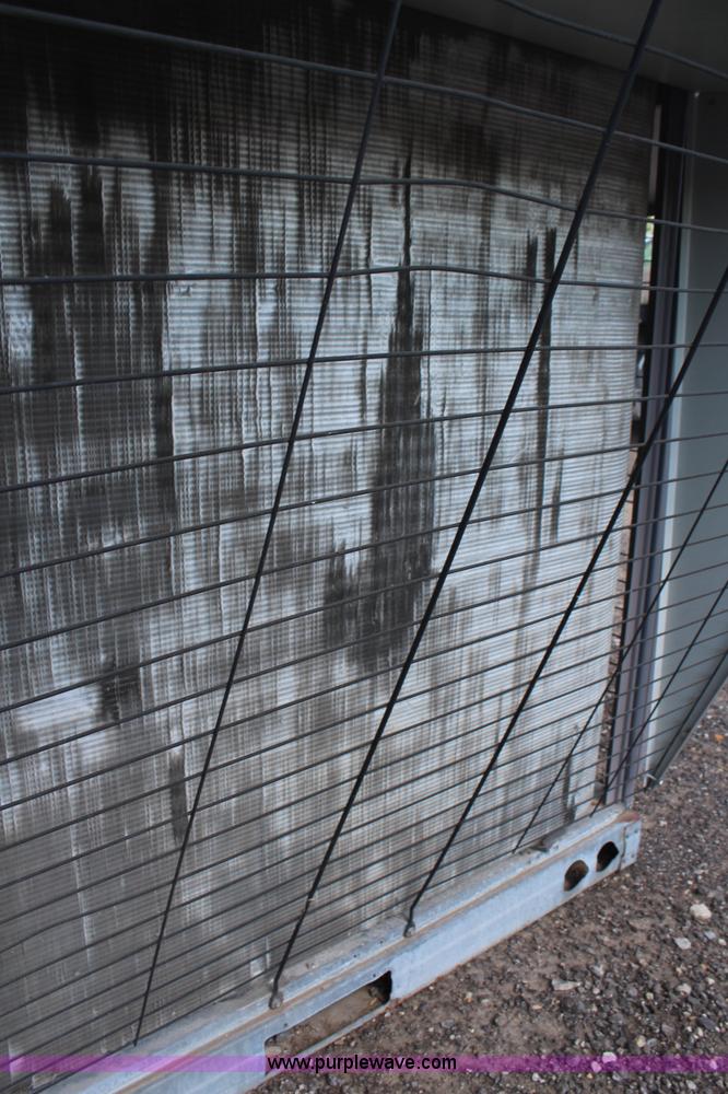 image for item X9343 Carrier air conditioning unit