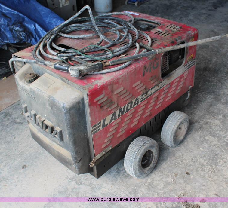 image for item X9360 Landa steam pressure washer