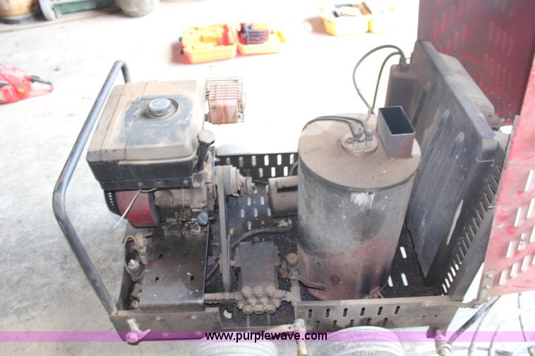 image for item X9360 Landa steam pressure washer