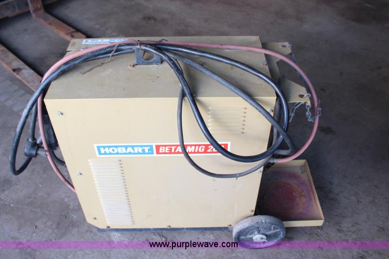 image for item X9388 Hobart Beta Mig 200 wire feed welder