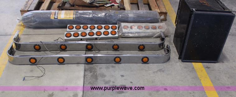 image for item X9411 Assorted truck parts