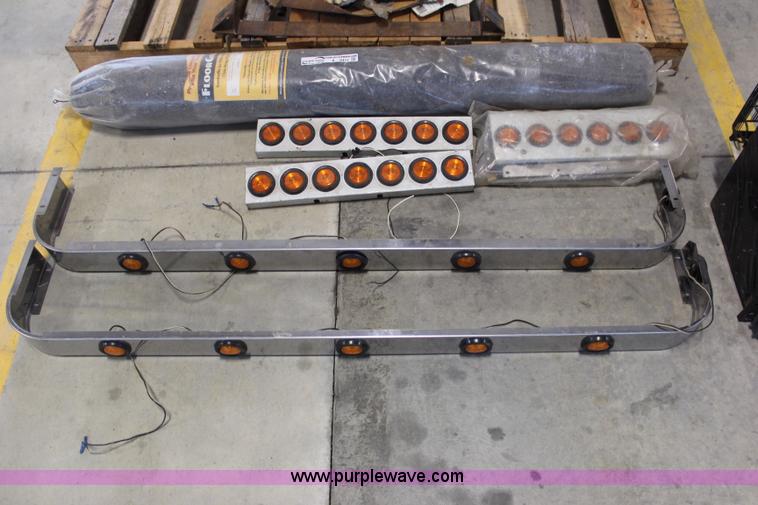 image for item X9411 Assorted truck parts