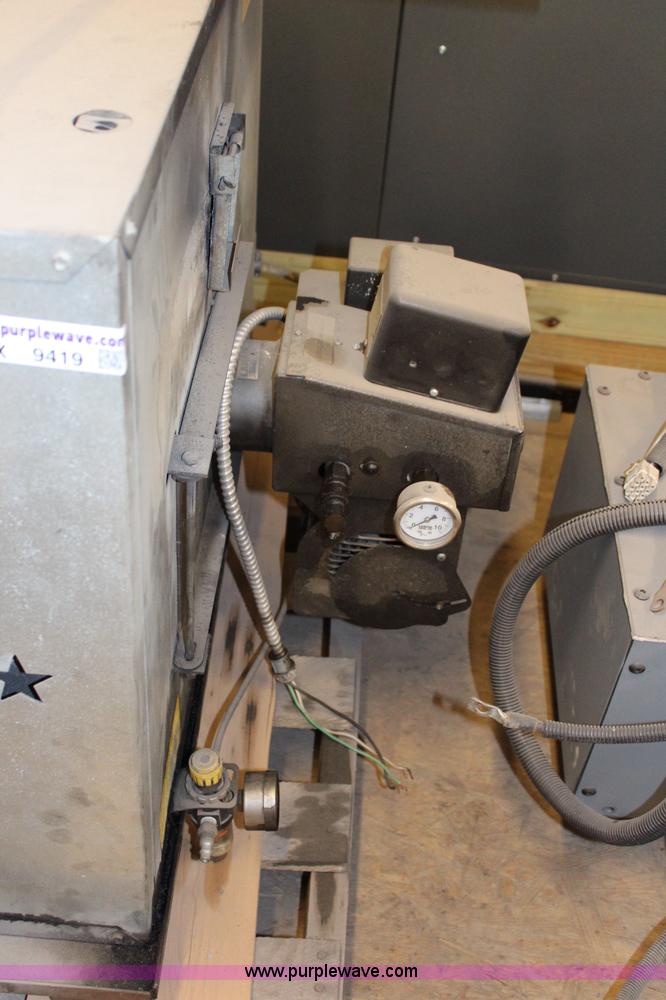 image for item X9419 Lanair waste oil heater