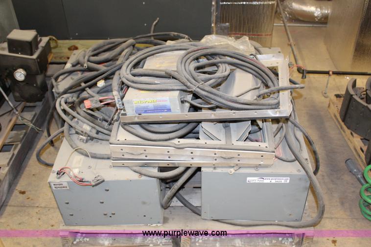 image for item X9420 (4) Bergstrom NITE No-Idle climate control systems