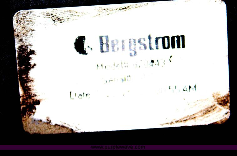 image for item X9420 (4) Bergstrom NITE No-Idle climate control systems