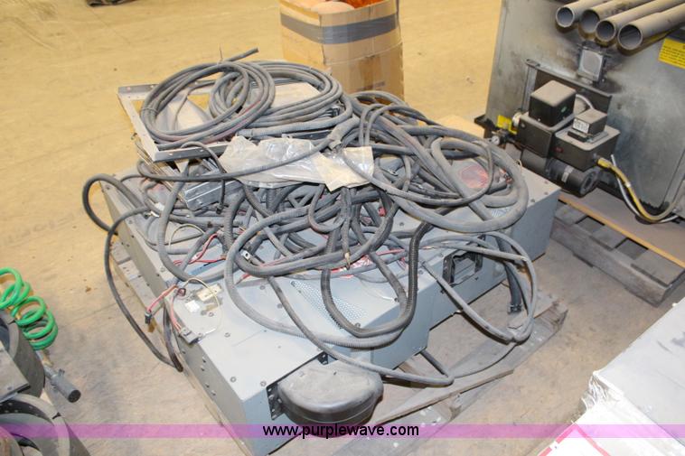 image for item X9420 (4) Bergstrom NITE No-Idle climate control systems