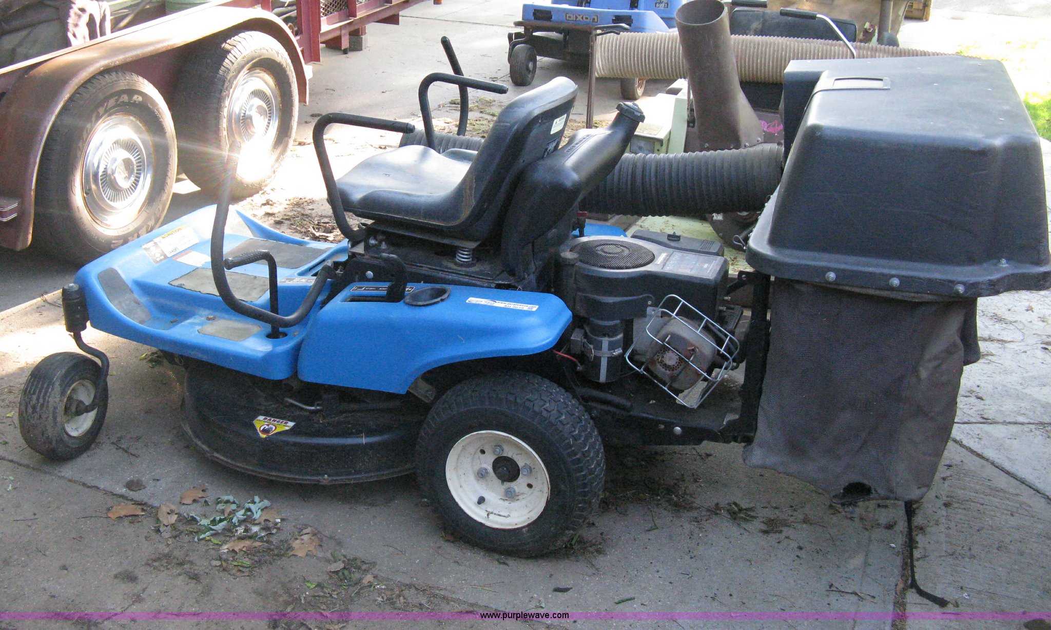Dixon 3304 ZTR lawn mower in Hutchinson, KS Item AH9018 sold Purple