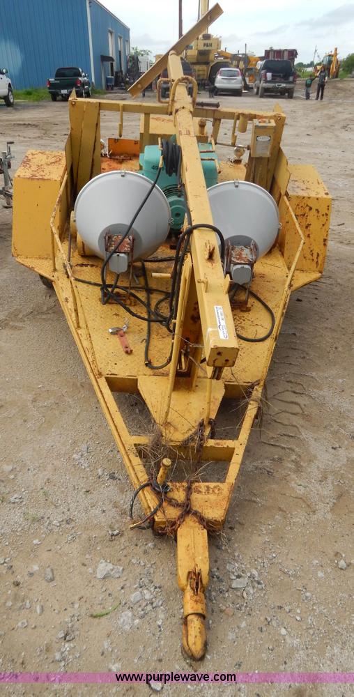 image for item AE9862 Light tower