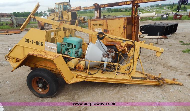 image for item AE9862 Light tower