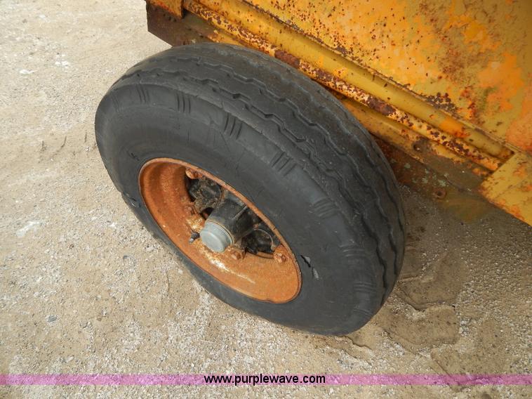 image for item AE9862 Light tower