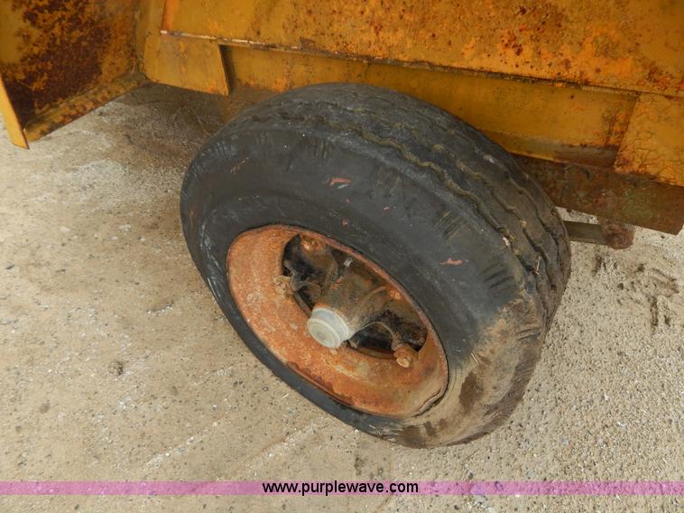 image for item AE9862 Light tower