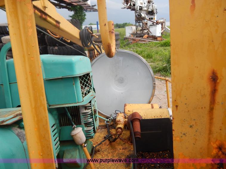 image for item AE9862 Light tower