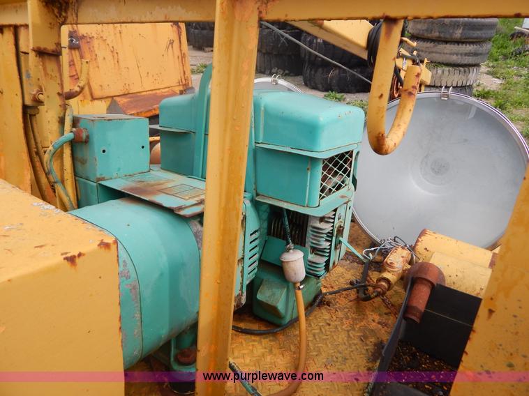 image for item AE9862 Light tower