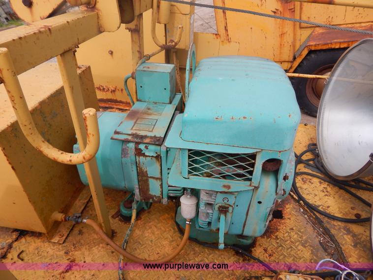 image for item AE9862 Light tower