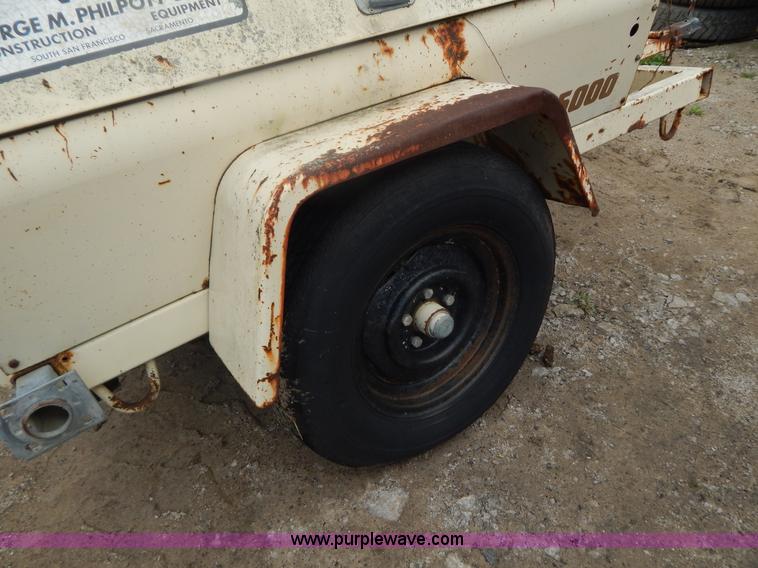 image for item AE9863 Amida L15080D-4MH light tower