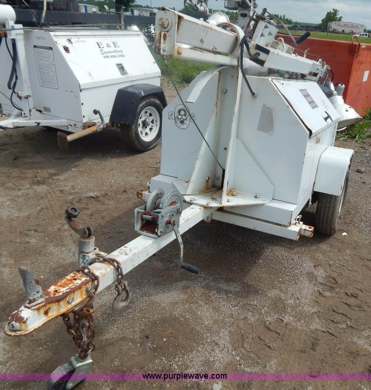 image for item AE9865 Coleman Bright Light light tower