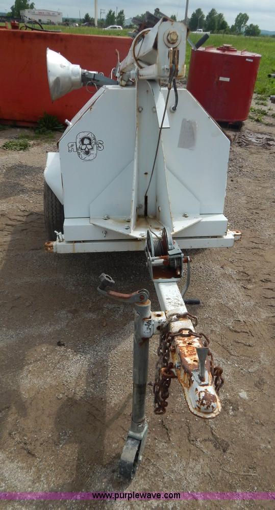 image for item AE9865 Coleman Bright Light light tower