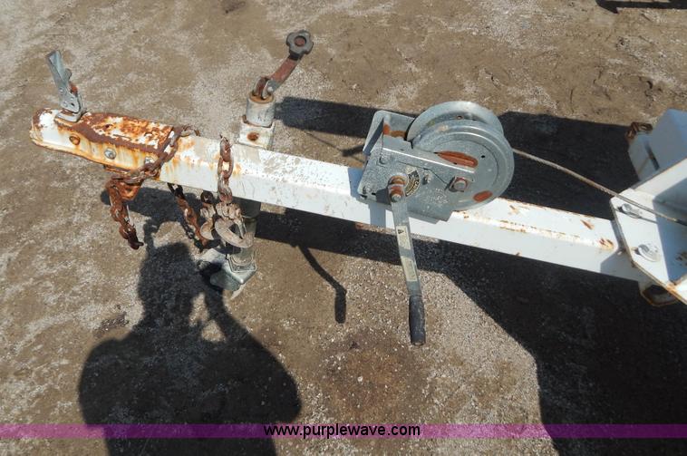 image for item AE9865 Coleman Bright Light light tower