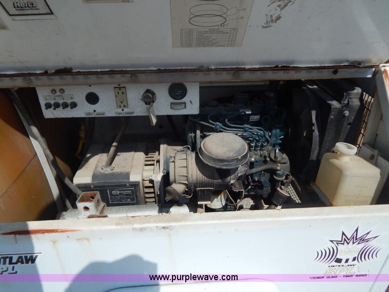 image for item AE9865 Coleman Bright Light light tower