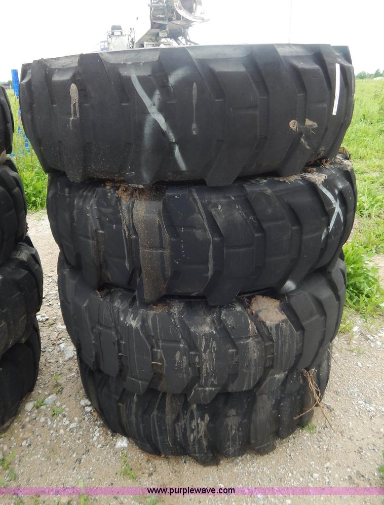 image for item AE9867 (4) Michelin 16-20 tires