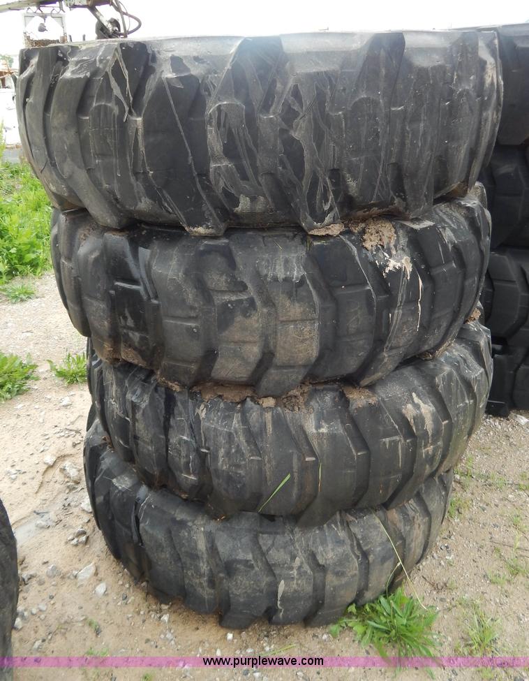 image for item AE9868 (4) Michelin 16-20 tires