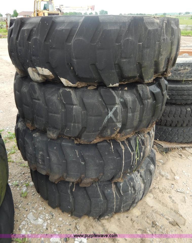 image for item AE9868 (4) Michelin 16-20 tires