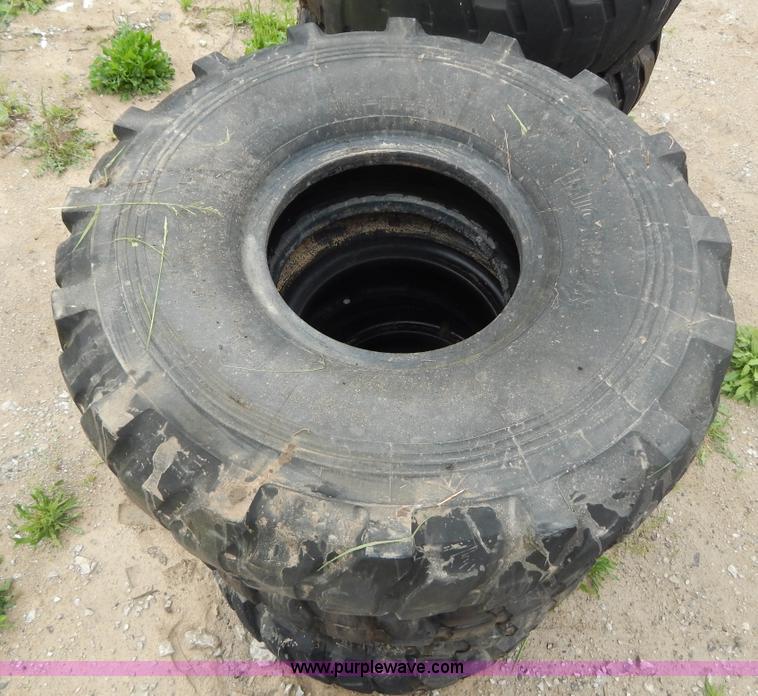 image for item AE9868 (4) Michelin 16-20 tires