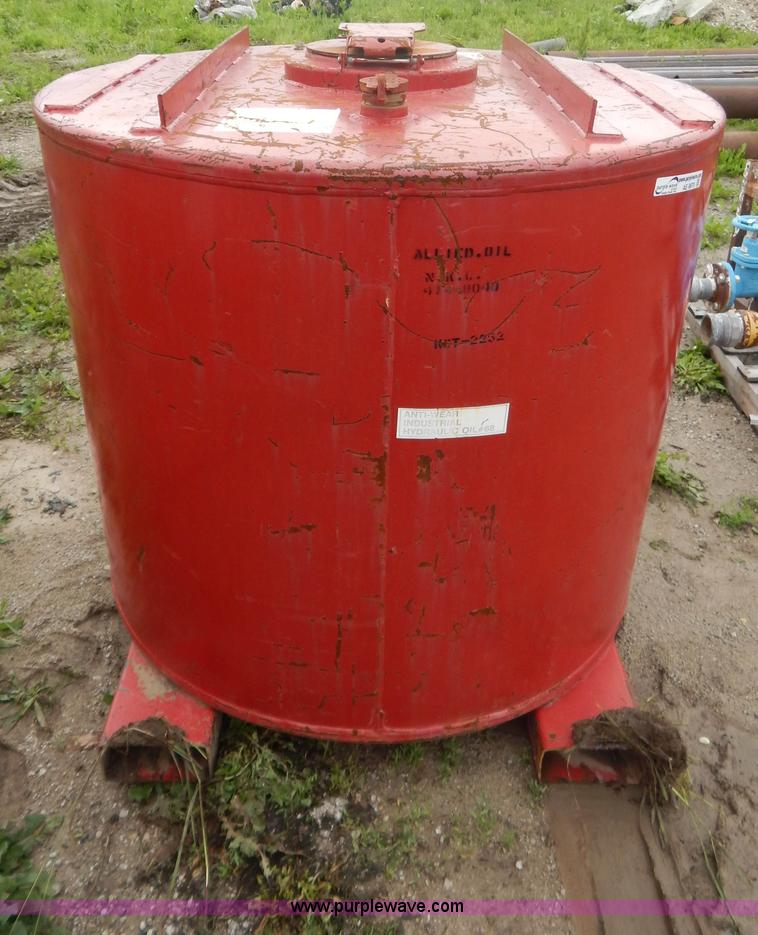 image for item AE9870 Bulk oil tank