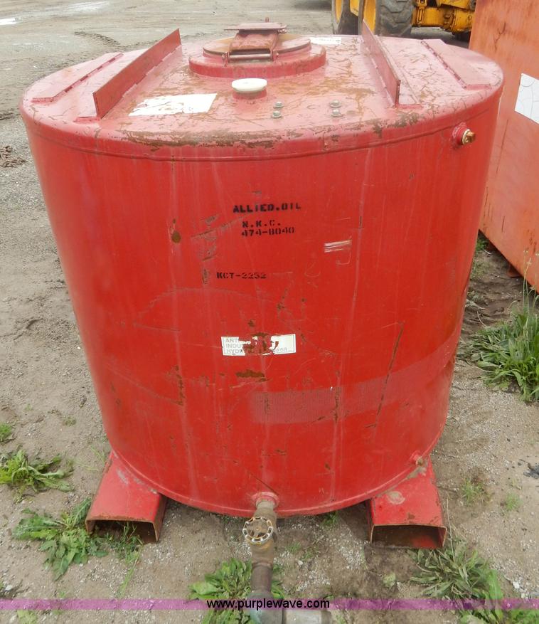 image for item AE9870 Bulk oil tank