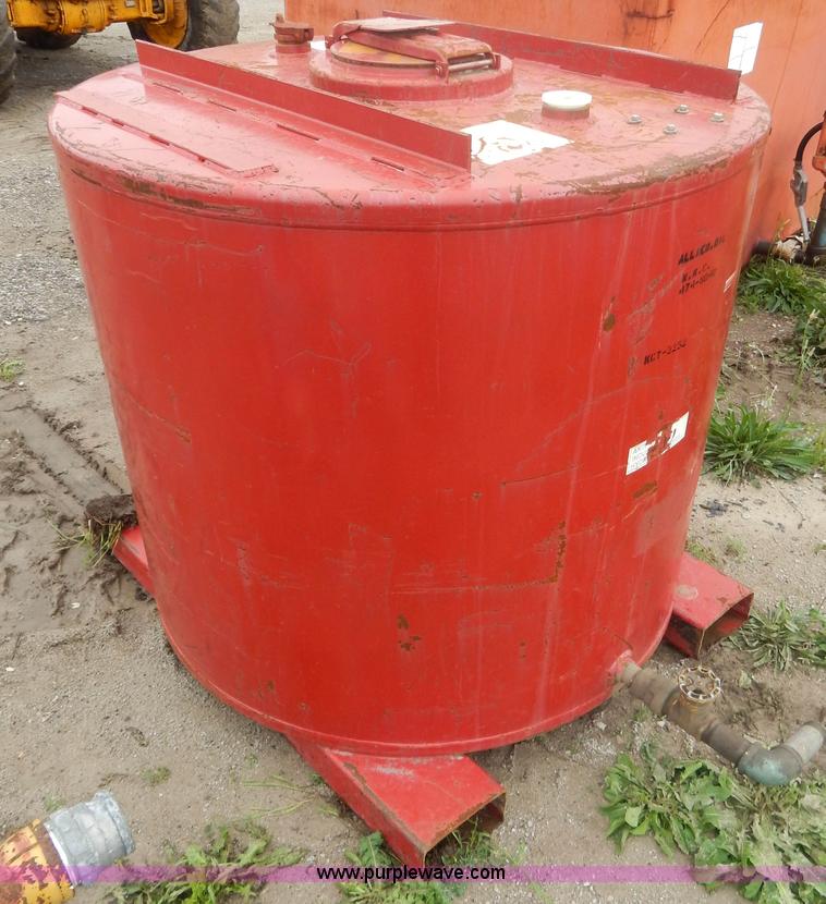image for item AE9870 Bulk oil tank