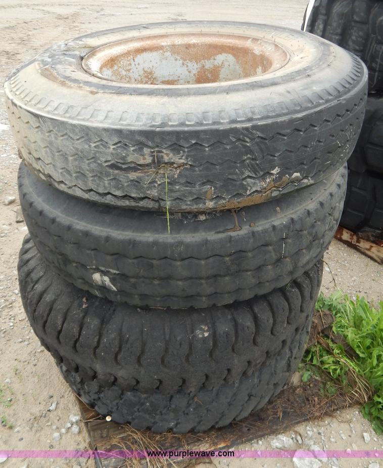 image for item AE9871 (4) 10-20 tires
