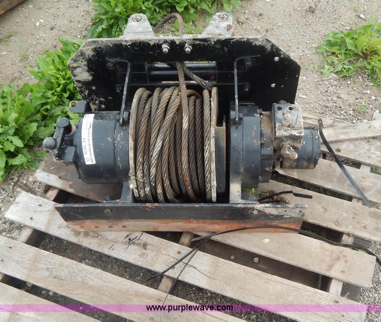 image for item AE9876 Hydraulic drive winch