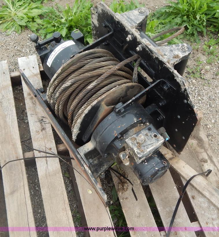 image for item AE9876 Hydraulic drive winch