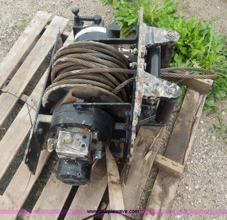 image for item AE9876 Hydraulic drive winch