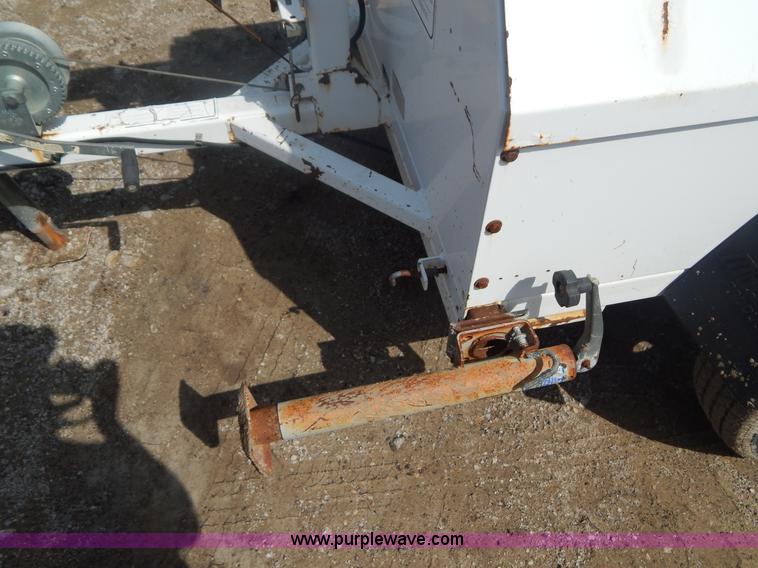 image for item AE9925 Magnum 4060 IMH light tower