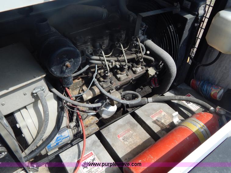 image for item AE9925 Magnum 4060 IMH light tower