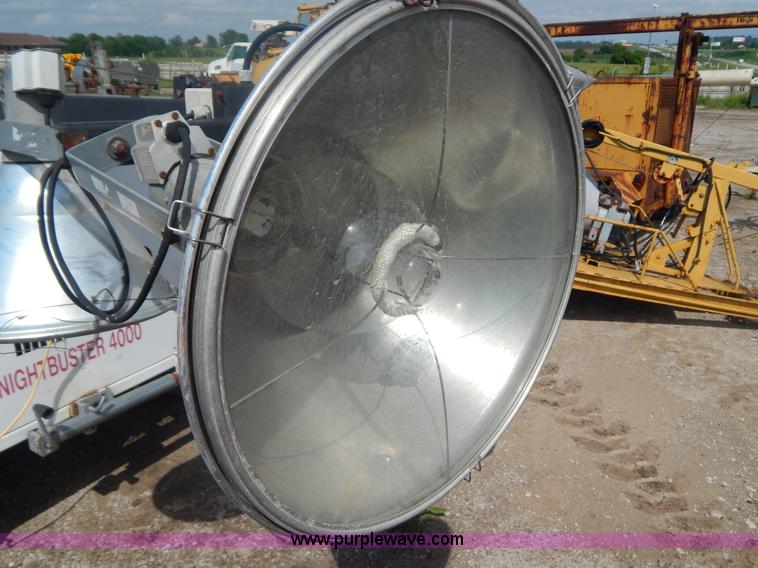 image for item AE9925 Magnum 4060 IMH light tower