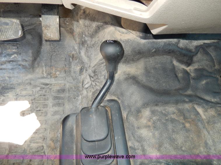 image for item D8080 2008 Ford F550 XL Super Duty flatbed truck