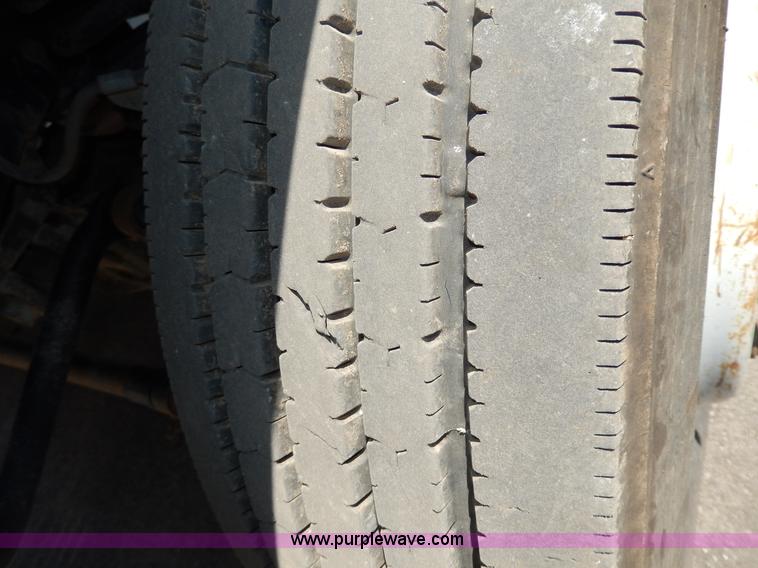 image for item D8080 2008 Ford F550 XL Super Duty flatbed truck