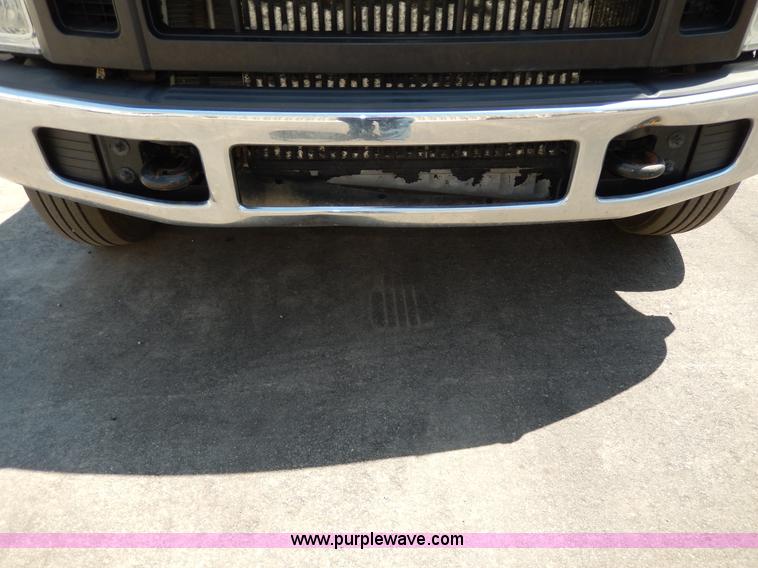 image for item D8080 2008 Ford F550 XL Super Duty flatbed truck