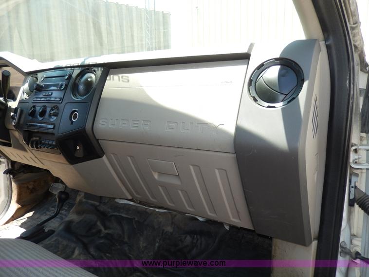 image for item D8080 2008 Ford F550 XL Super Duty flatbed truck