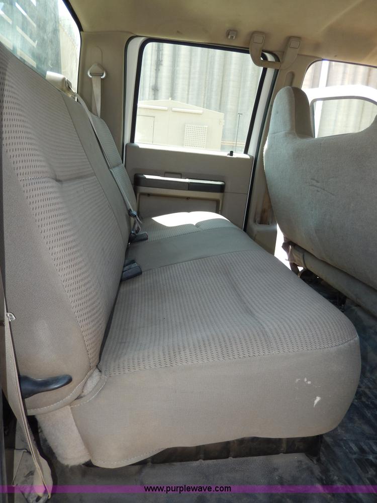 image for item D8080 2008 Ford F550 XL Super Duty flatbed truck