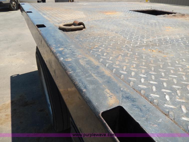 image for item D8080 2008 Ford F550 XL Super Duty flatbed truck