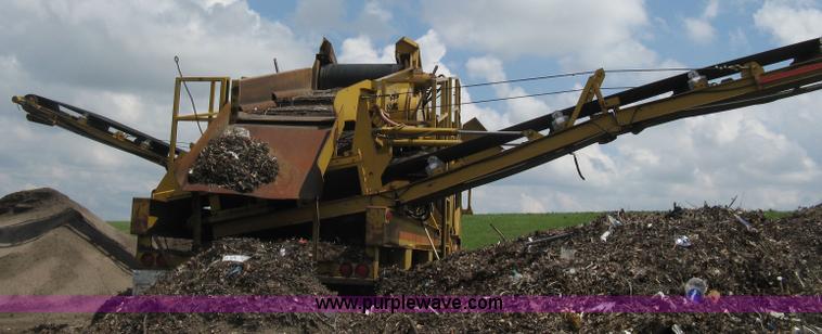 image for item D8285 CEC Screen-It Series II 5 x 12 mobile screen plant