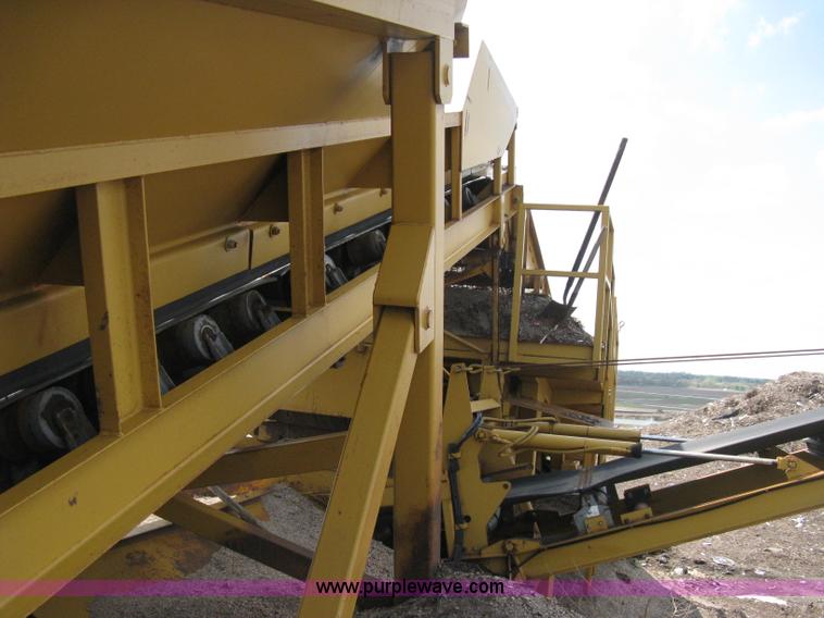 image for item D8285 CEC Screen-It Series II 5 x 12 mobile screen plant