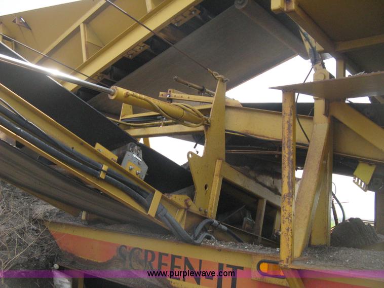 image for item D8285 CEC Screen-It Series II 5 x 12 mobile screen plant