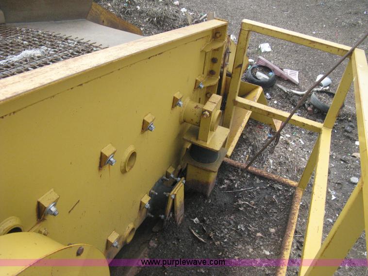 image for item D8285 CEC Screen-It Series II 5 x 12 mobile screen plant