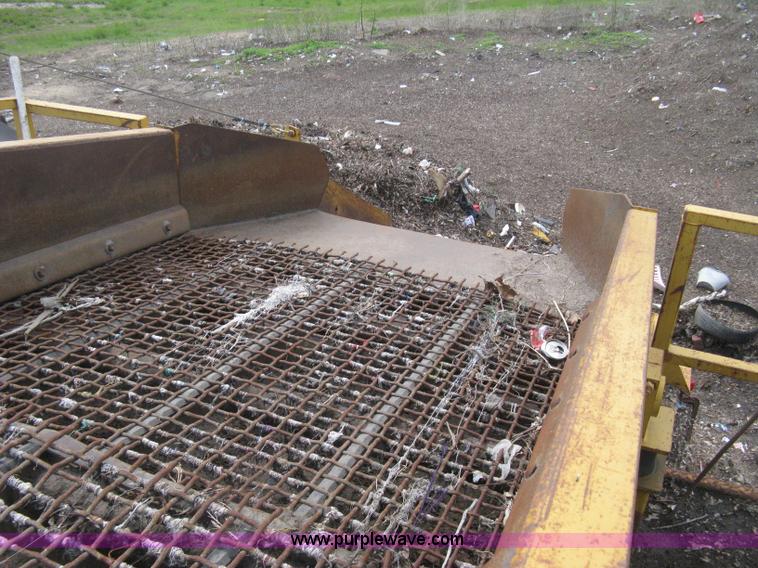 image for item D8285 CEC Screen-It Series II 5 x 12 mobile screen plant