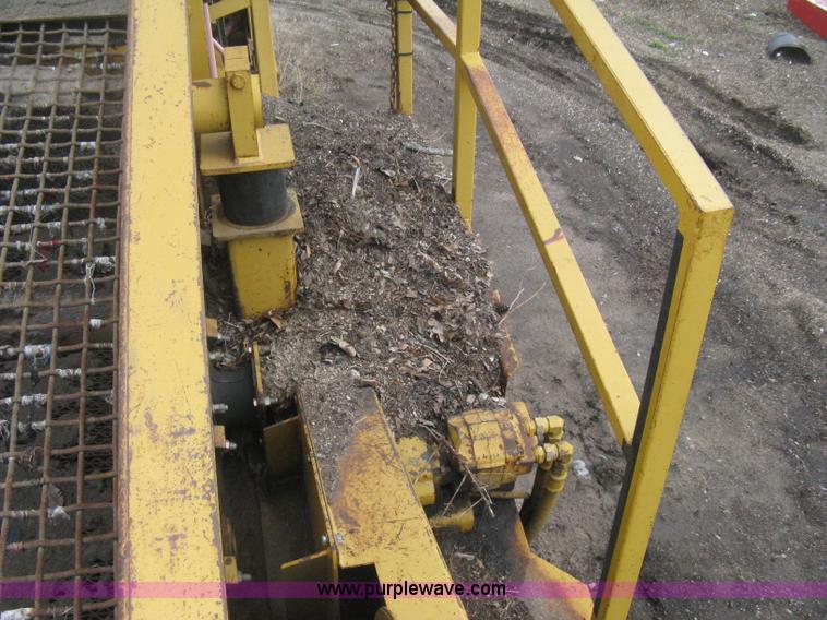 image for item D8285 CEC Screen-It Series II 5 x 12 mobile screen plant