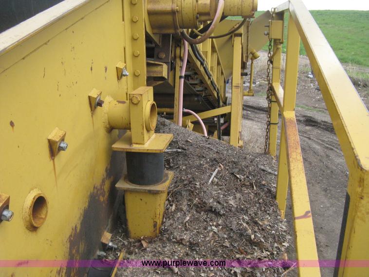 image for item D8285 CEC Screen-It Series II 5 x 12 mobile screen plant